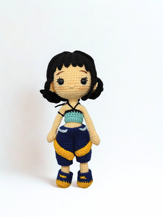 Zoey – papusa crosetata K-Pop Demon Hunters