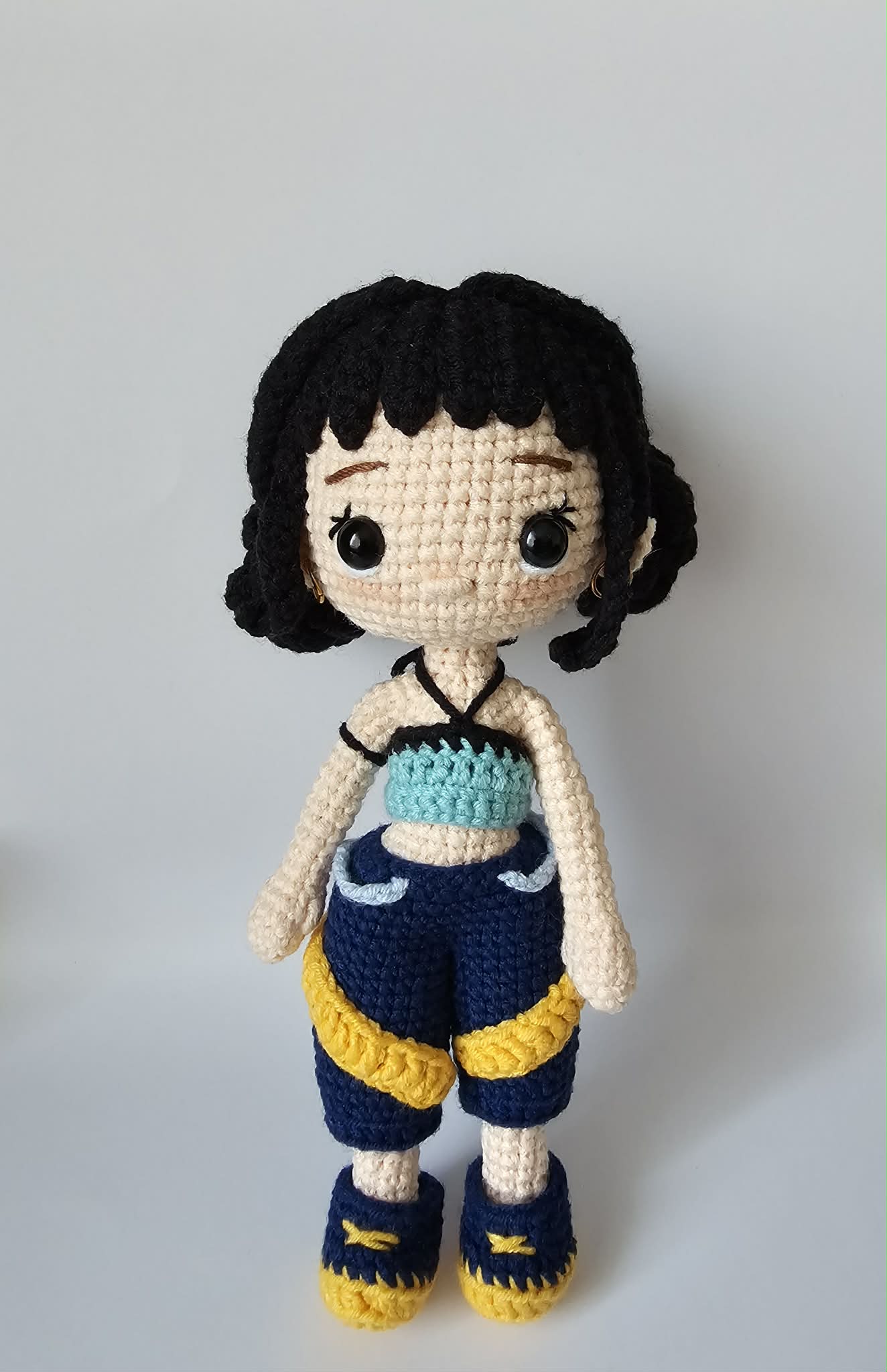 Zoey – papusa crosetata K-Pop Demon Hunters