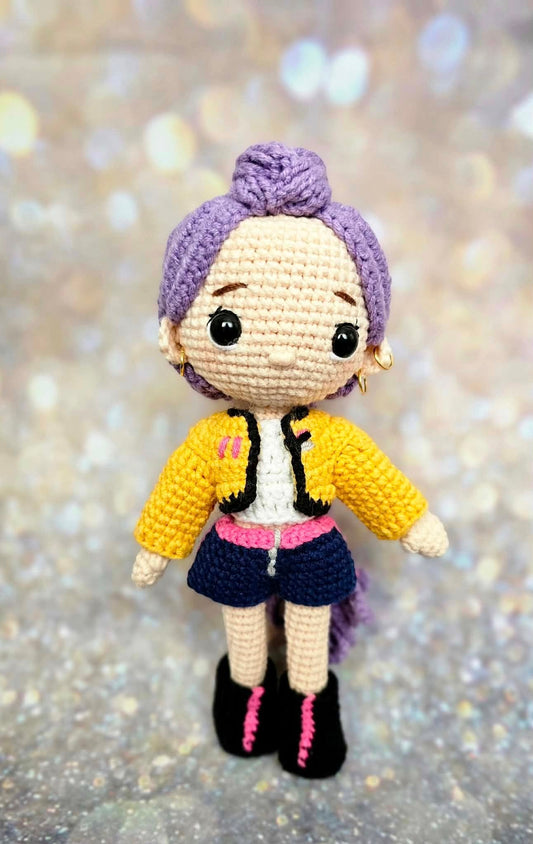 Rumi – papusa crosetata K-Pop Demon Hunters