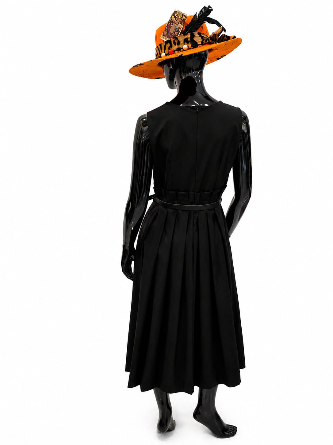 Rochie neagră cu curea Wendy Trendy „Firenze”