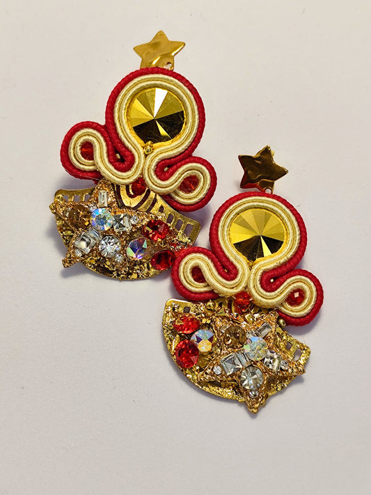 Cercei „Magenta Majesty” lucrati manual – piesa unicat