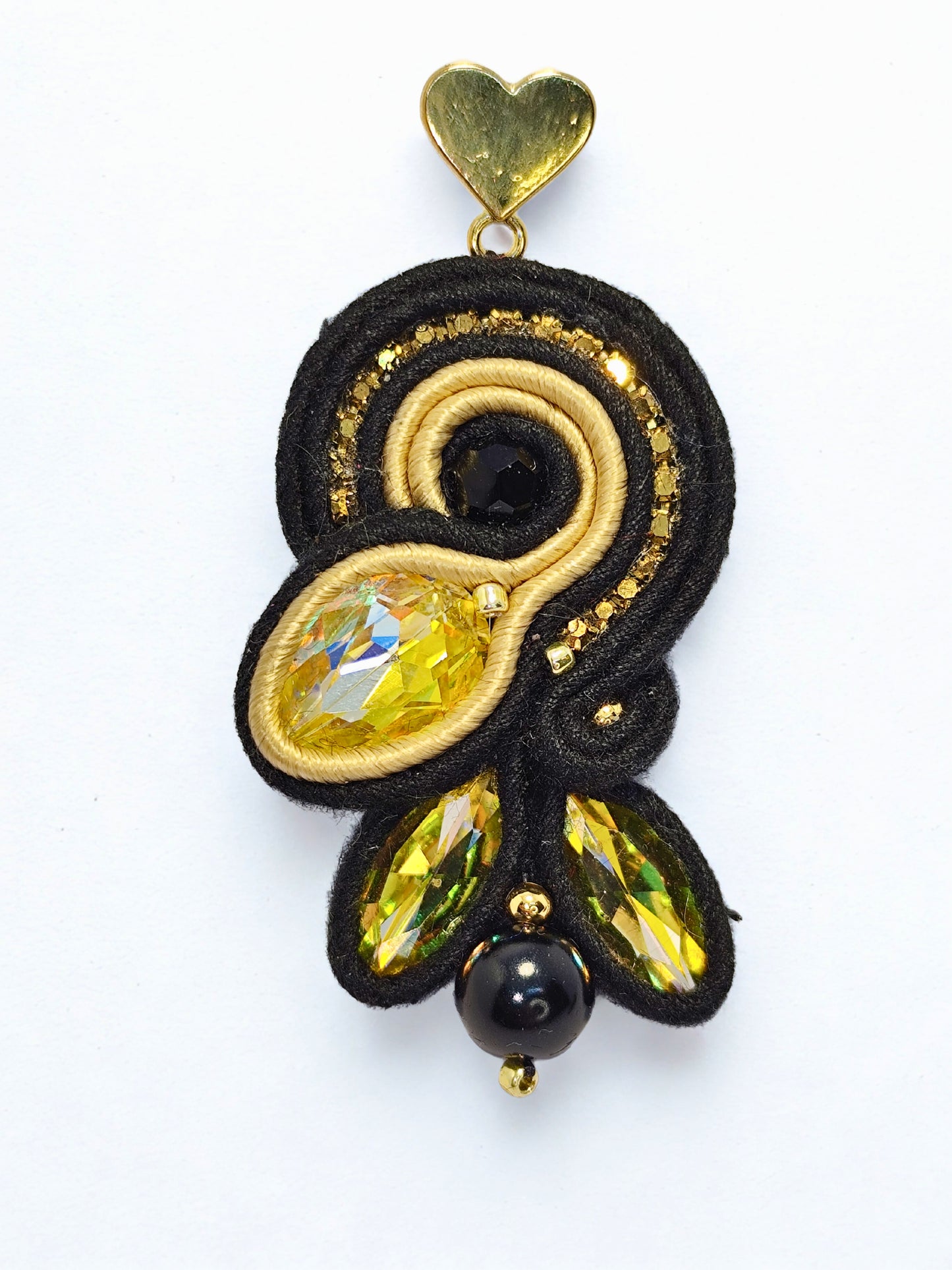 Cercei handmade în tehnica soutache „Midnight Gold” – piesă unicat