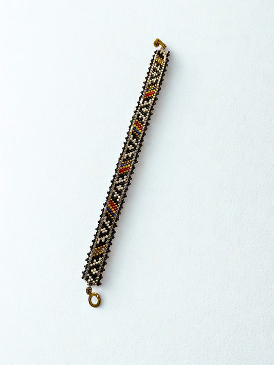 Bratara „Radacini cusute”-piesa unicat