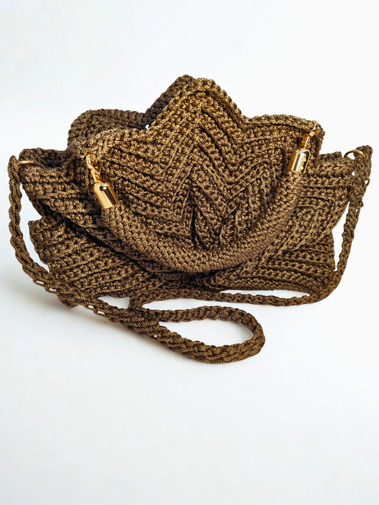 Geanta handmade „Terra”, cu design sculptural– piesa unicat