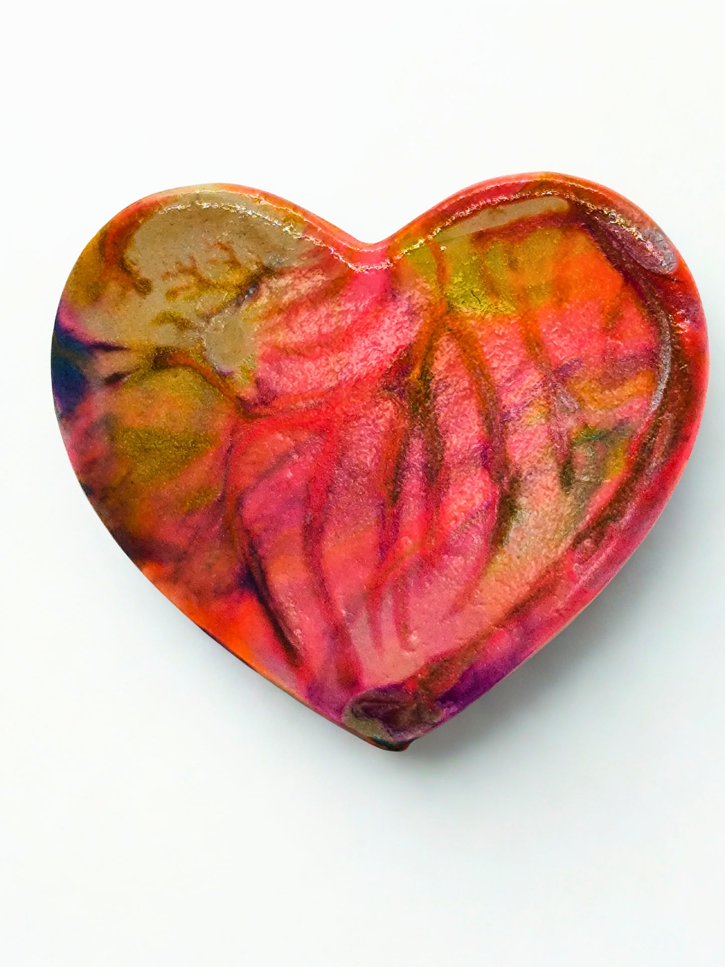 Broșă handmade din lut „Color Flow Heart”