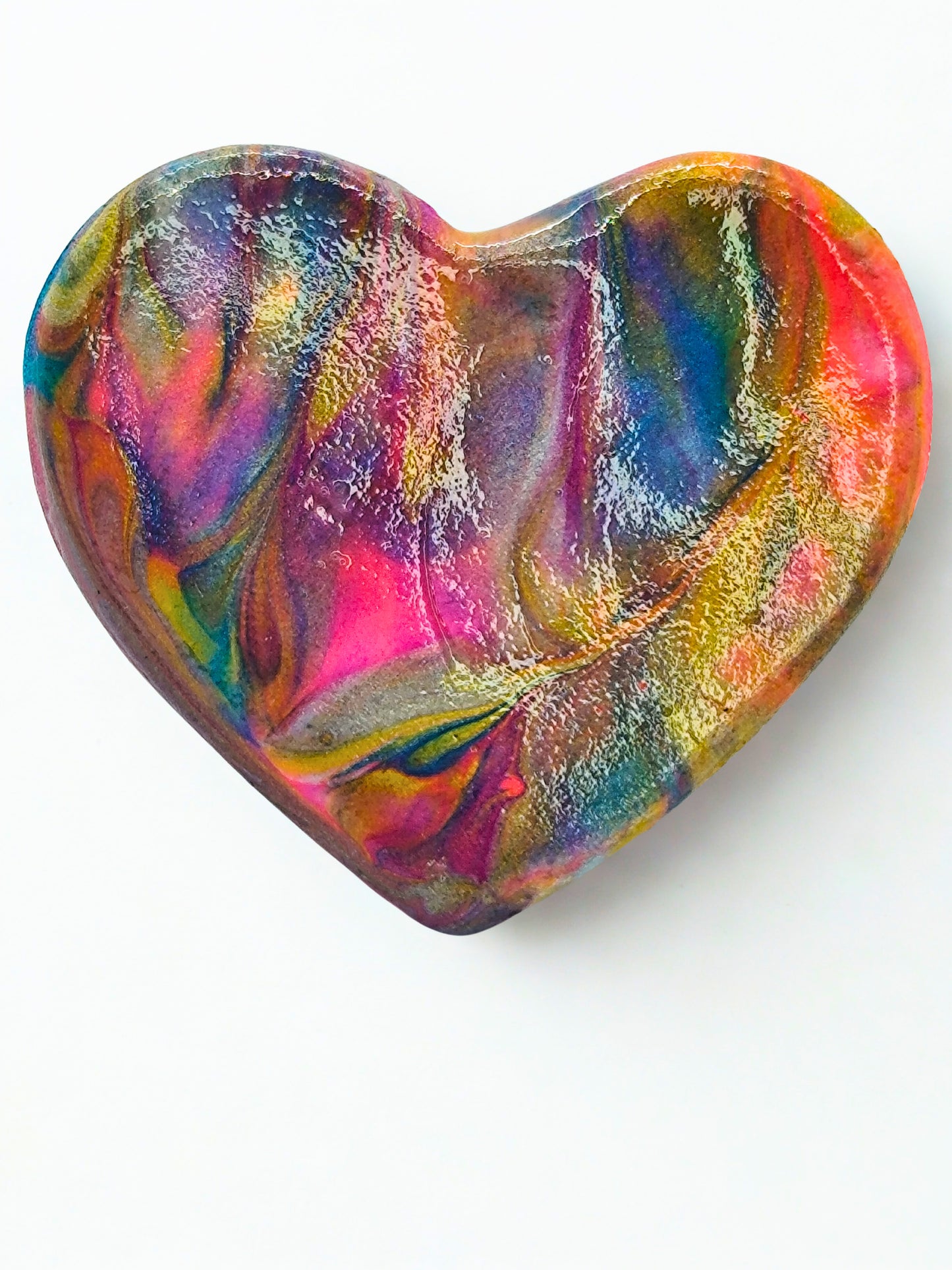 Broșă handmade din lut „Color Flow Heart”