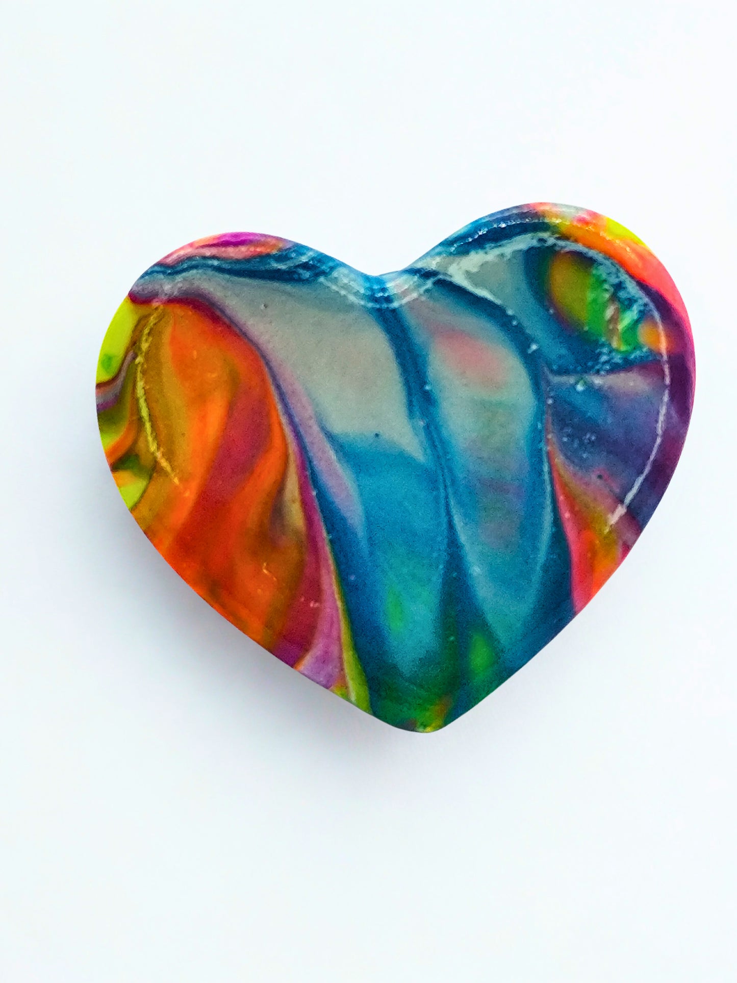 Broșă handmade din lut „Color Flow Heart”