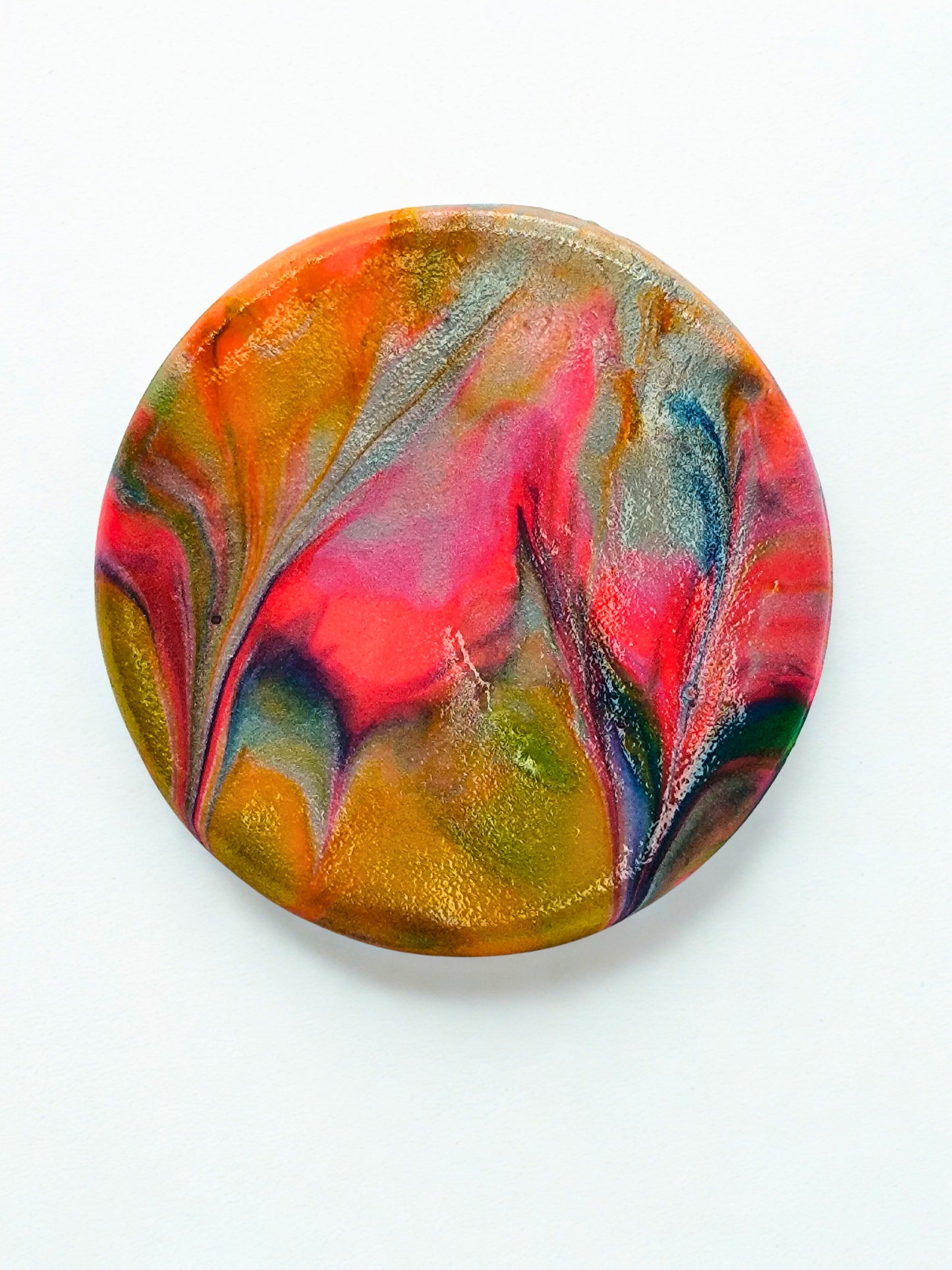 Broșă handmade din lut „Color Flow Circle”