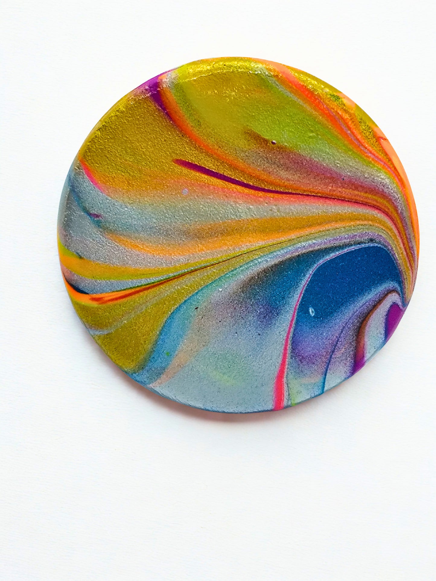 Broșă handmade din lut „Color Flow Circle”