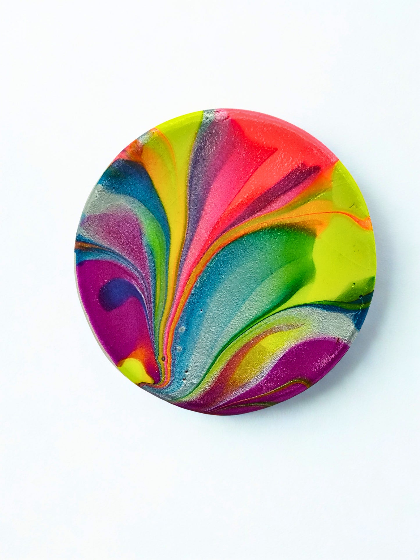 Broșă handmade din lut „Color Flow Circle”