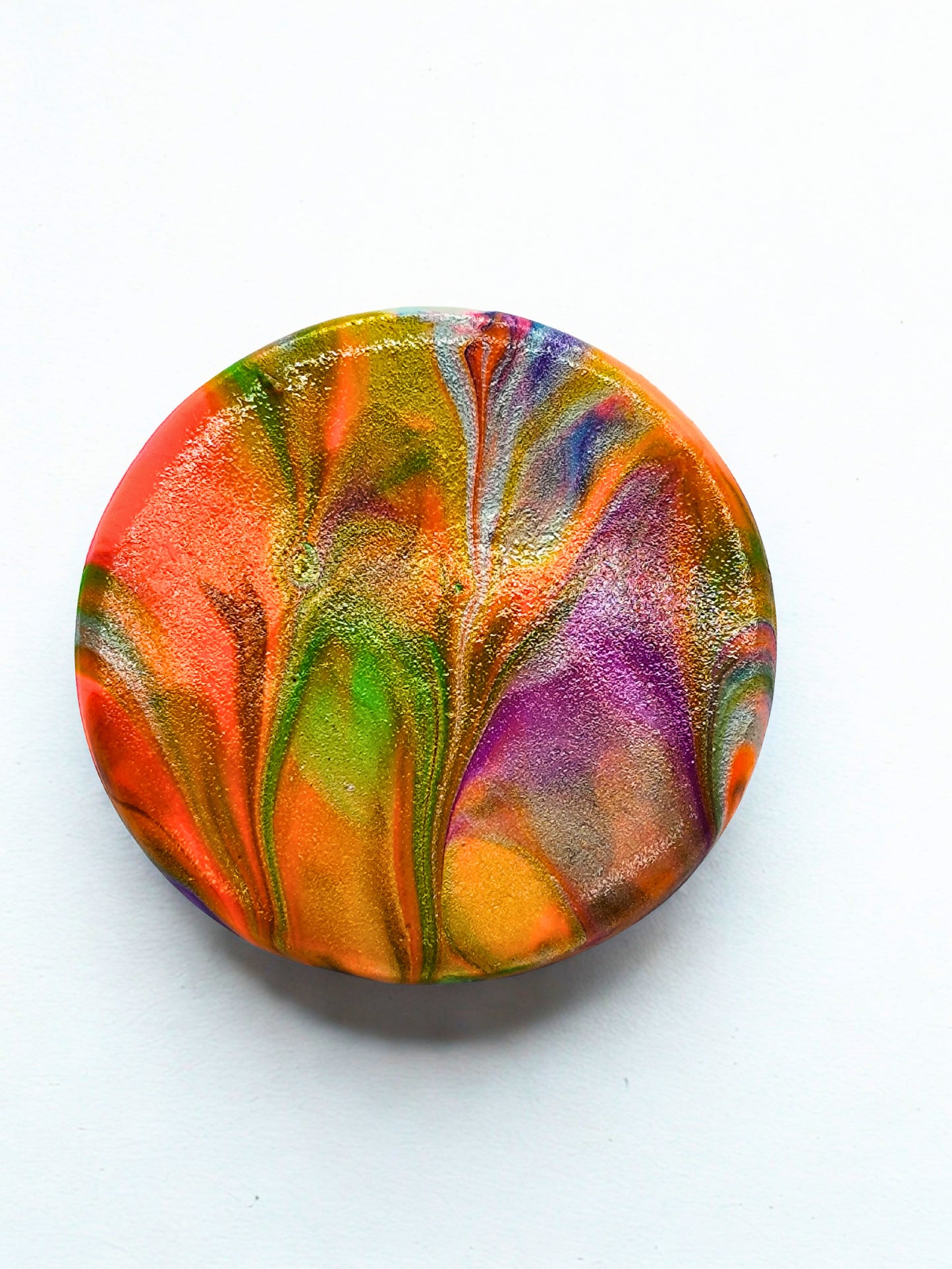Broșă handmade din lut „Color Flow Circle”