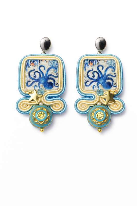 Cercei soutache cu accente marine „Ocean Whisper” – Cercei handmade unicat