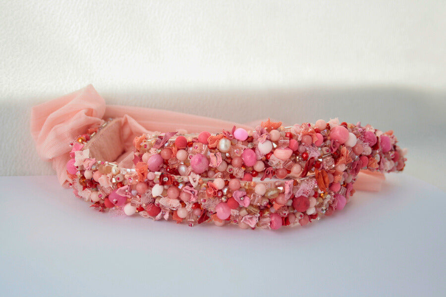 Brâu handmade cu mărgele de jad și cristale „Blush Garden”