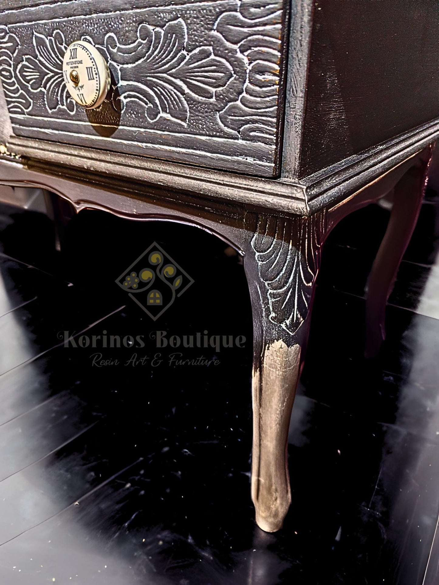 Canapea vintage recondiționată cu masă de șah integrată