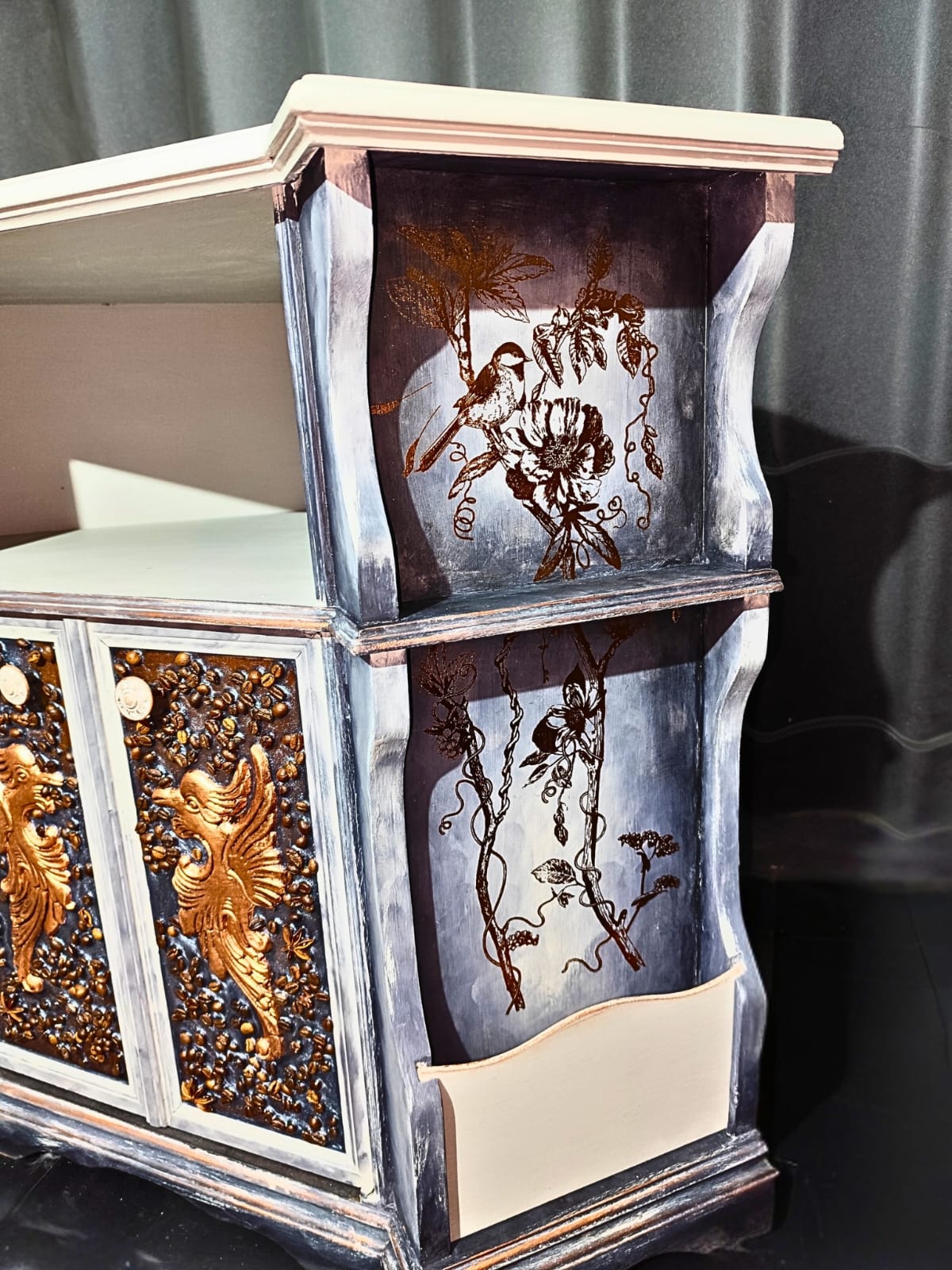 Corner Coffee Stand Phoenix Reborn - TRANSPORT GRATUIT PE TERITORIUL ROMÂNIEI!!!