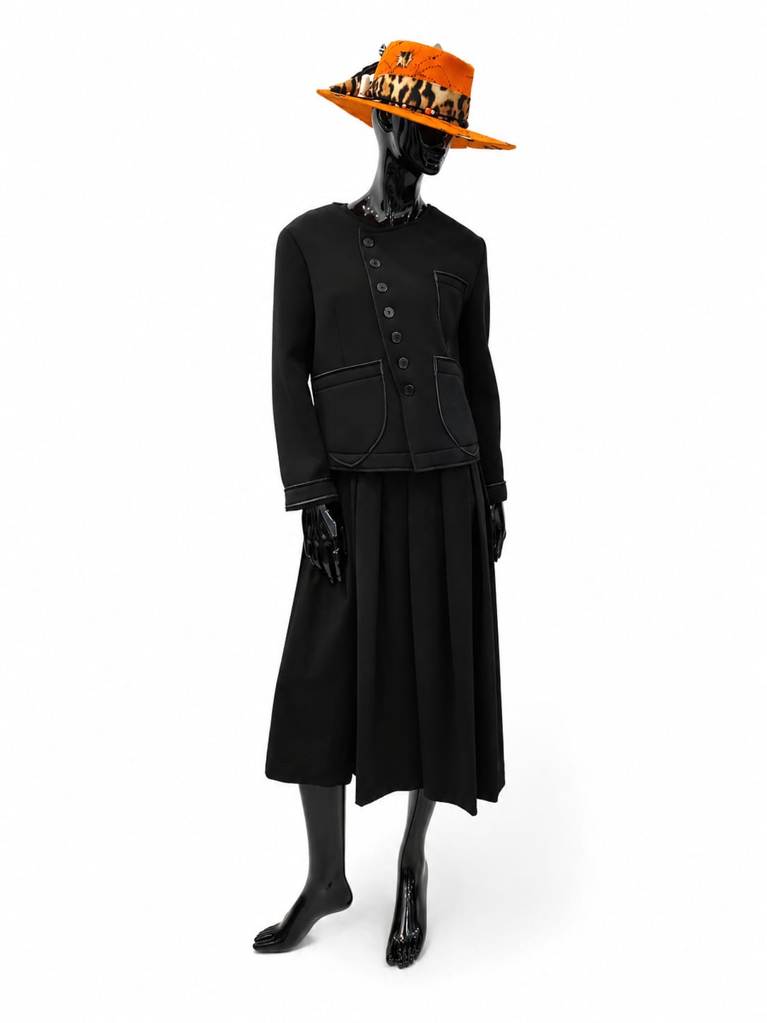 Jachetă scurtă Wendy Trendy „Torino” – negru minimalist